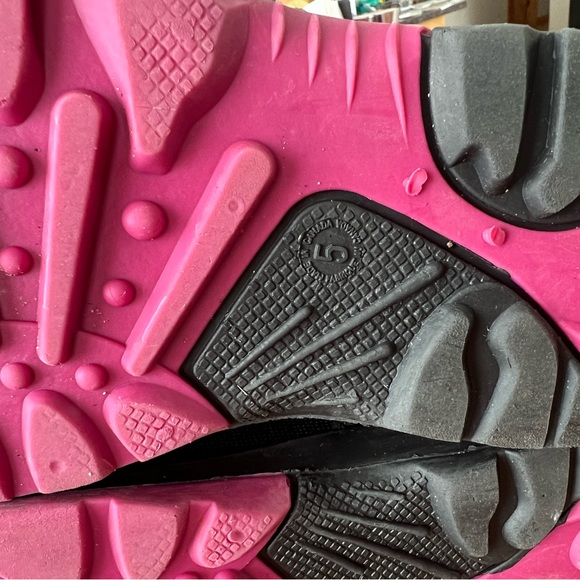 Girls Kamik winter boots - Picture 5 of 7